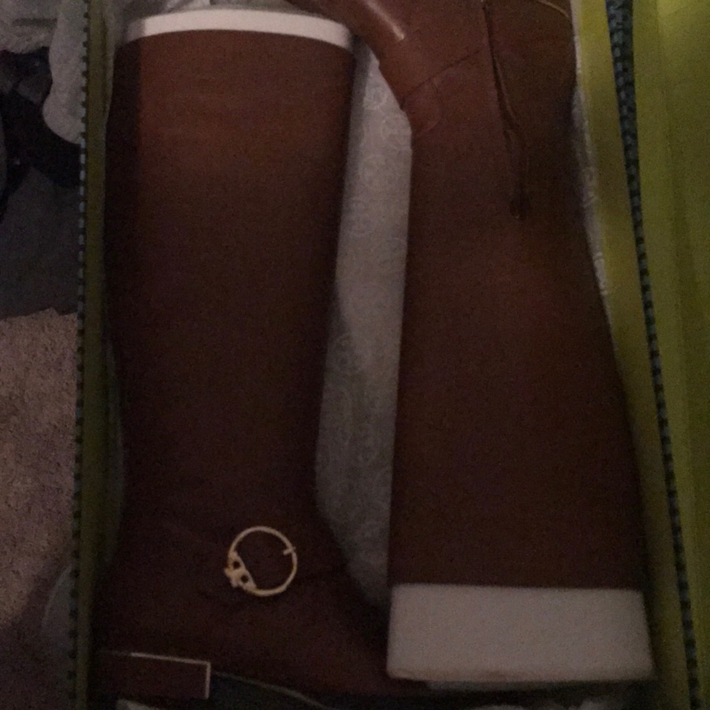 Like new Tory Burch boots